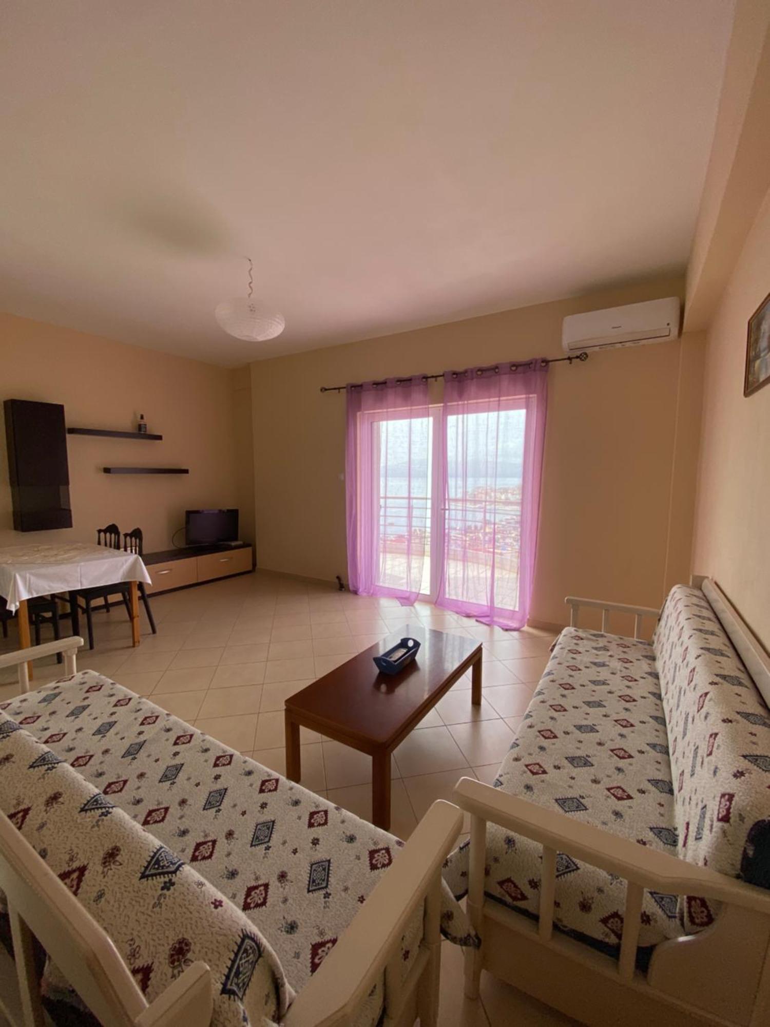 L.T. Apartment 5Th Street Sarande Bagian luar foto