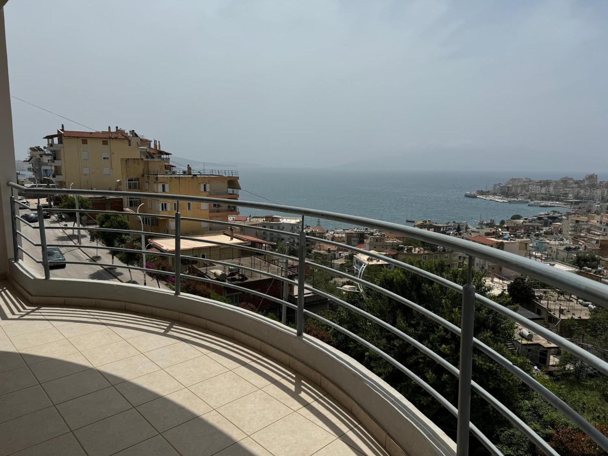 L.T. Apartment 5Th Street Sarande Bagian luar foto