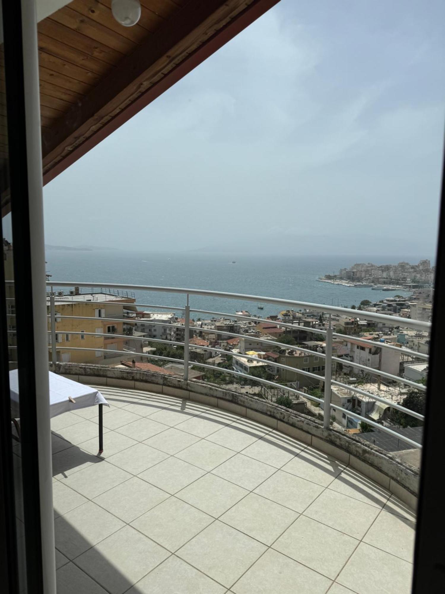 L.T. Apartment 5Th Street Sarande Bagian luar foto